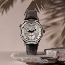 Load image into Gallery viewer, Jaeger Lecoultre Master Geographic